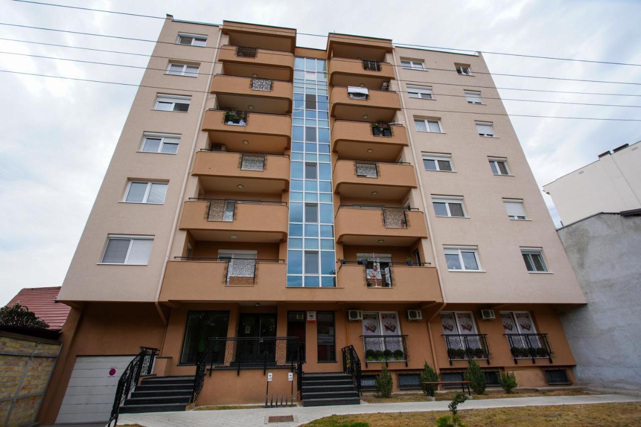 Apartman Jelena Subotica Extérieur photo