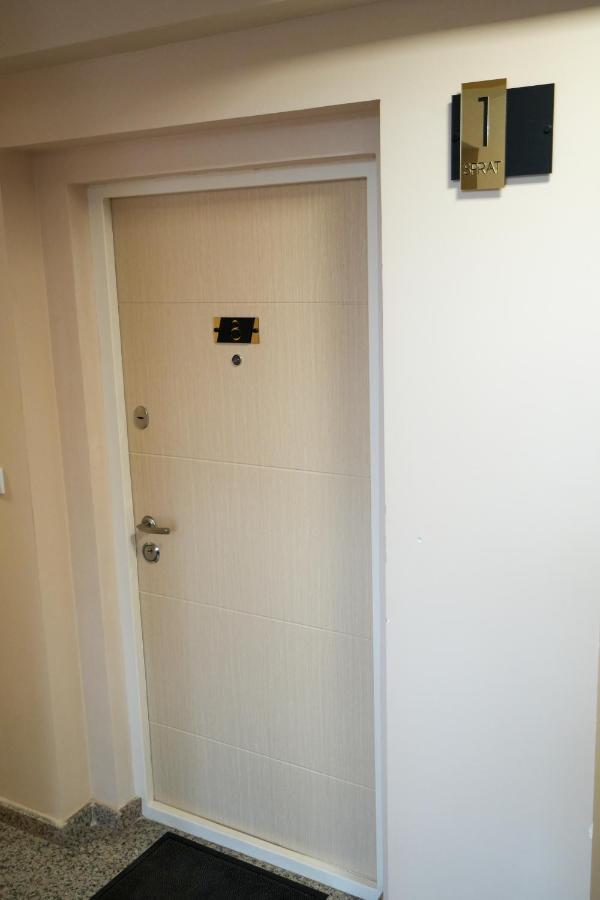 Apartman Jelena Subotica Extérieur photo